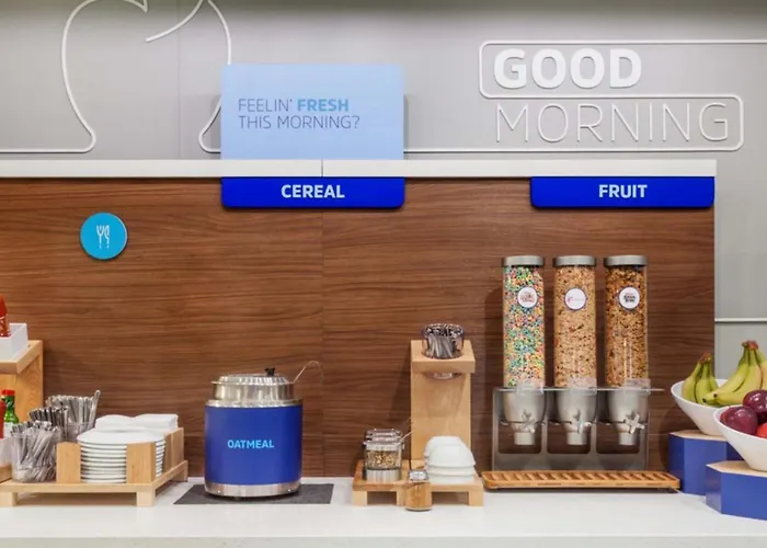 Holiday Inn Express Ontario By Ihg